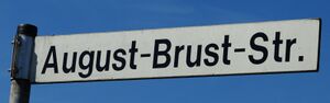 Straßenschild August-Brust-Straße