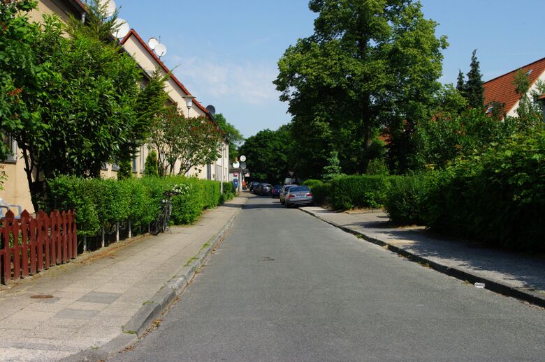 Walter-Arendt-Strasse von der Minister-Stein-Straße aus