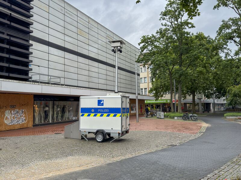 Datei:Videoüberwachungsanlage Bahnhofstraße.jpg